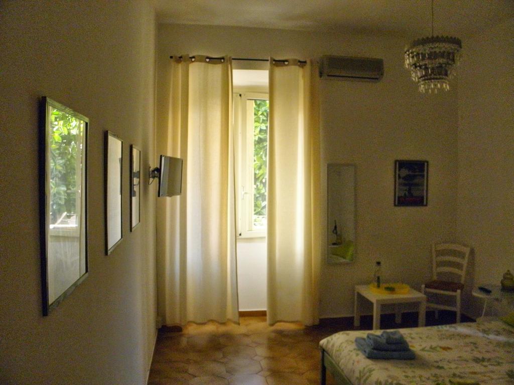 Alfieri B&B Каляри Стая снимка