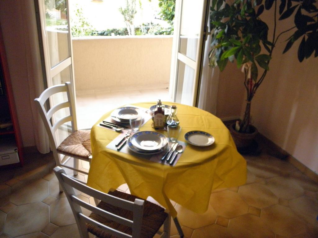 Alfieri B&B Каляри Екстериор снимка
